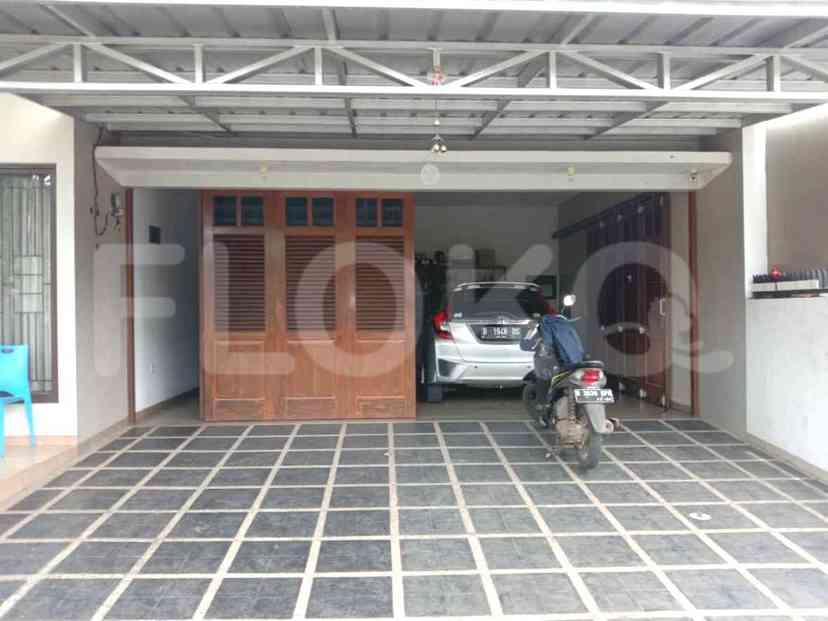 Dijual Rumah 5 BR, Luas 275 m2 di Jagakarsa, Cinere 1