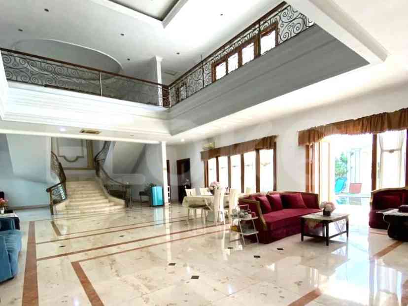 1500 sqm, 7 BR house for sale in Kuningan, Kuningan 3