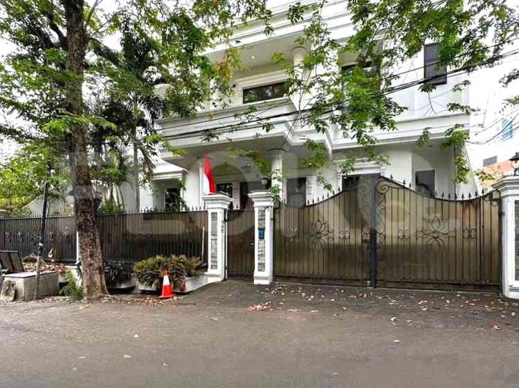 Dijual Rumah 5 BR, Luas 1100 m2 di Kuningan, Kuningan 1