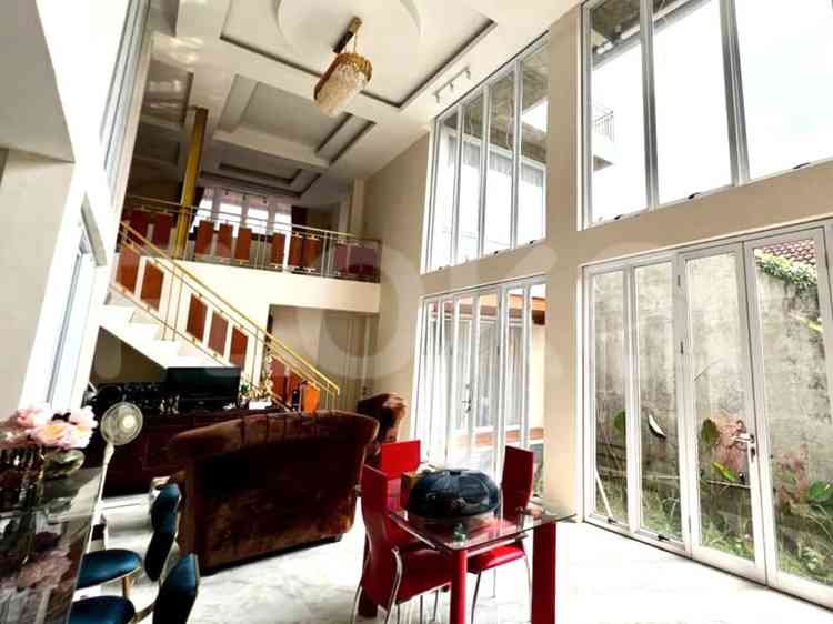 410 sqm, 4 BR house for sale in Cinere, Cinere 2