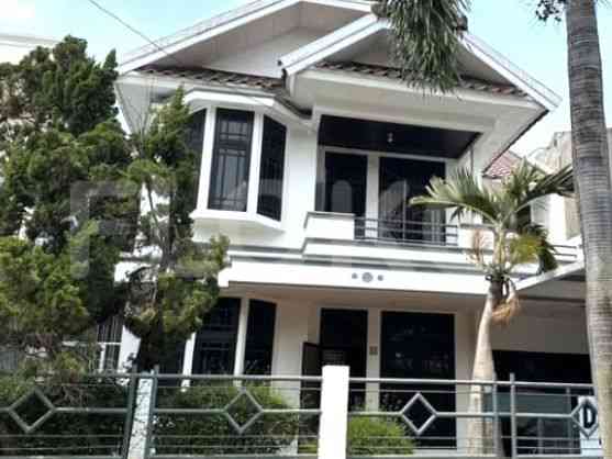 Dijual Rumah 4 BR, Luas 185 m2 di Gading Serpong, Gading Serpong 1