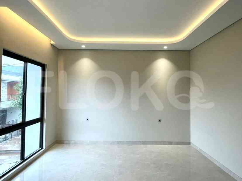 200 sqm, 4 BR house for sale in Kelapa Gading, Kelapa Gading 2