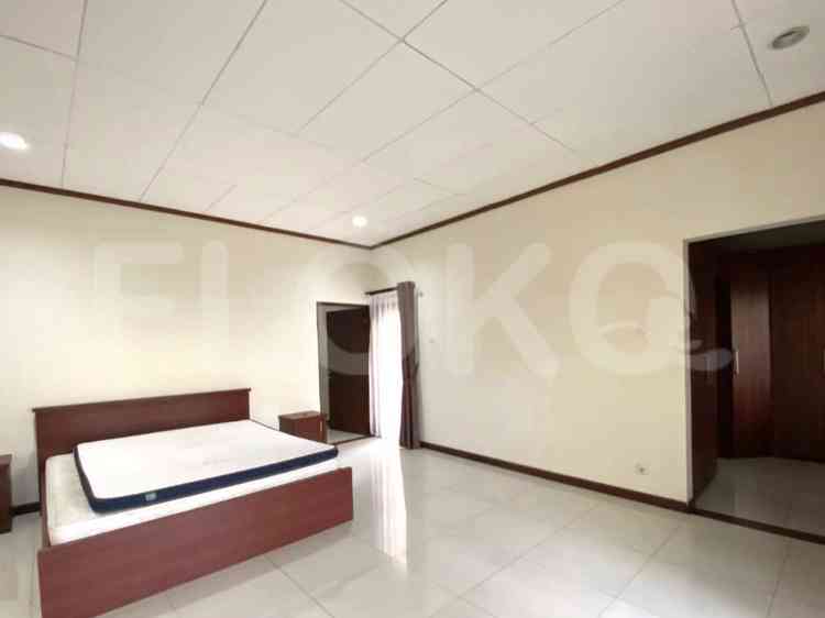 Disewakan Rumah 4 BR, Luas 500 m2 di Kuningan, Kuningan 5