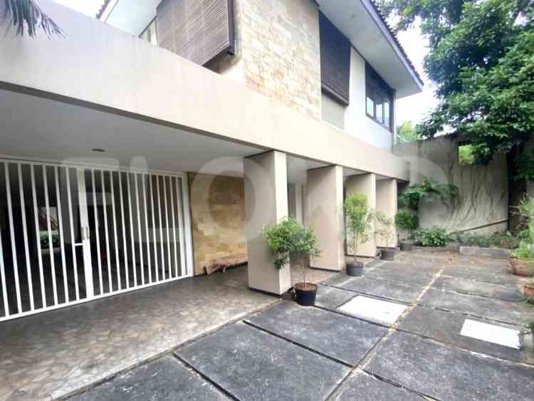 Disewakan Rumah 4 BR, Luas 400 m2 di Kuningan, Kuningan 1