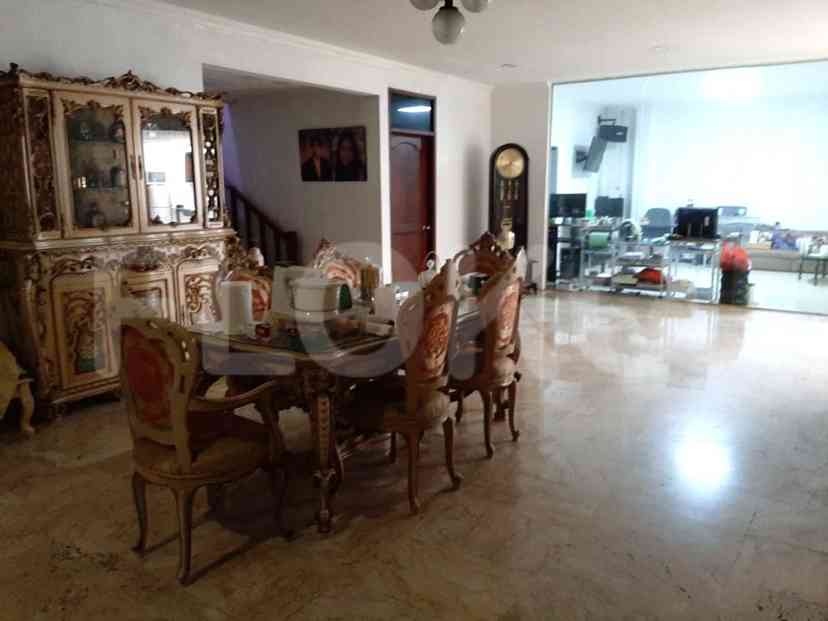 435 sqm, 4 BR house for sale in Tomang, Grogol 3