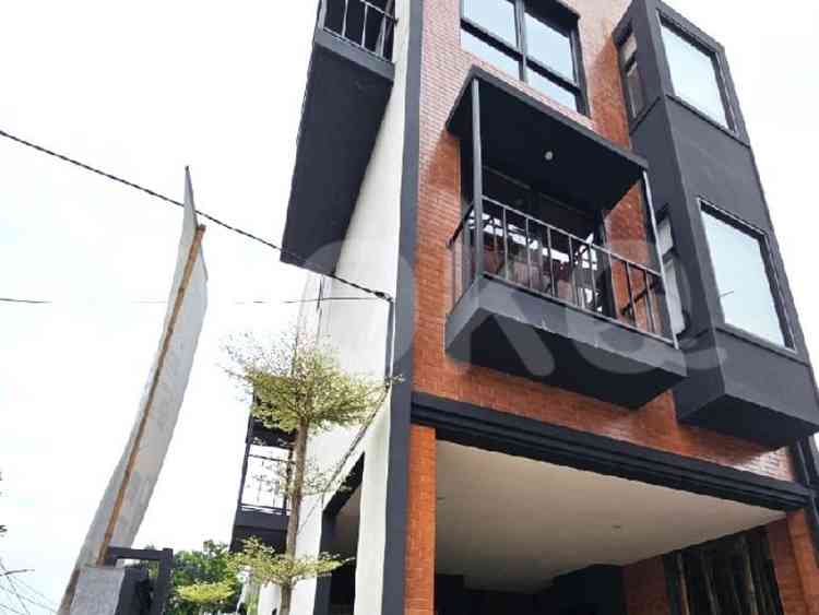 Dijual Rumah 3 BR, Luas 135 m2 di Pejaten, Pasar Minggu 1