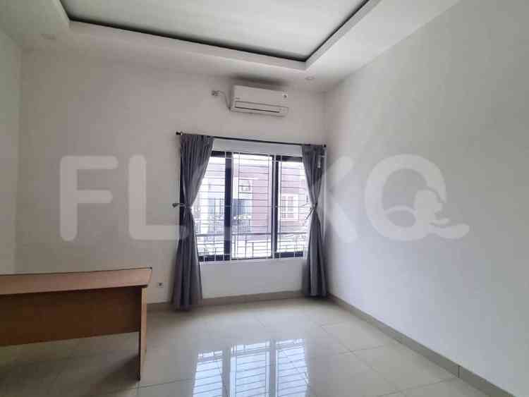 60 sqm, 3 BR house for sale in Kresek, Cengkareng 4