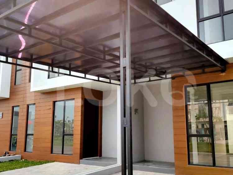 Disewakan Rumah 2 BR, Luas 69 m2 di Garden Puri, Puri Indah 1