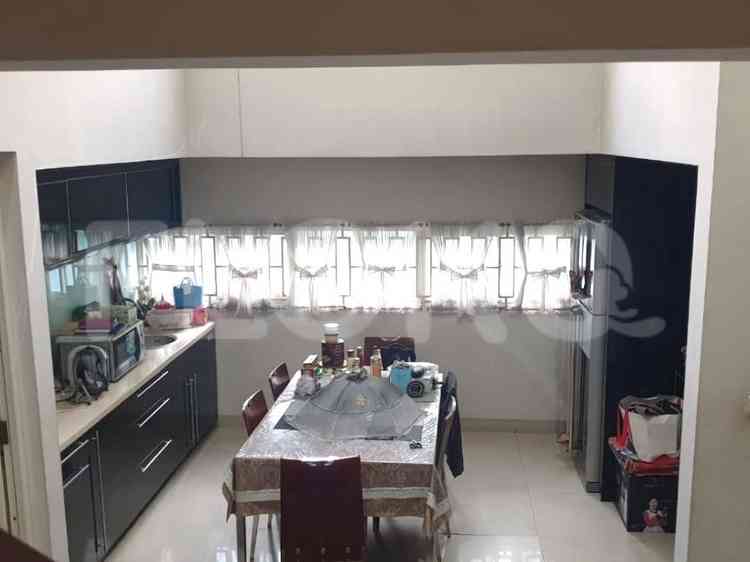 Dijual Rumah 5 BR, Luas 228 m2 di Puri Grisenda, Kamal Muara 3