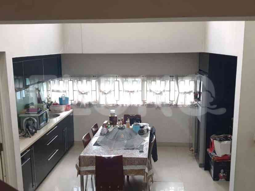 228 sqm, 5 BR house for sale in Puri Grisenda, Kamal Muara 3