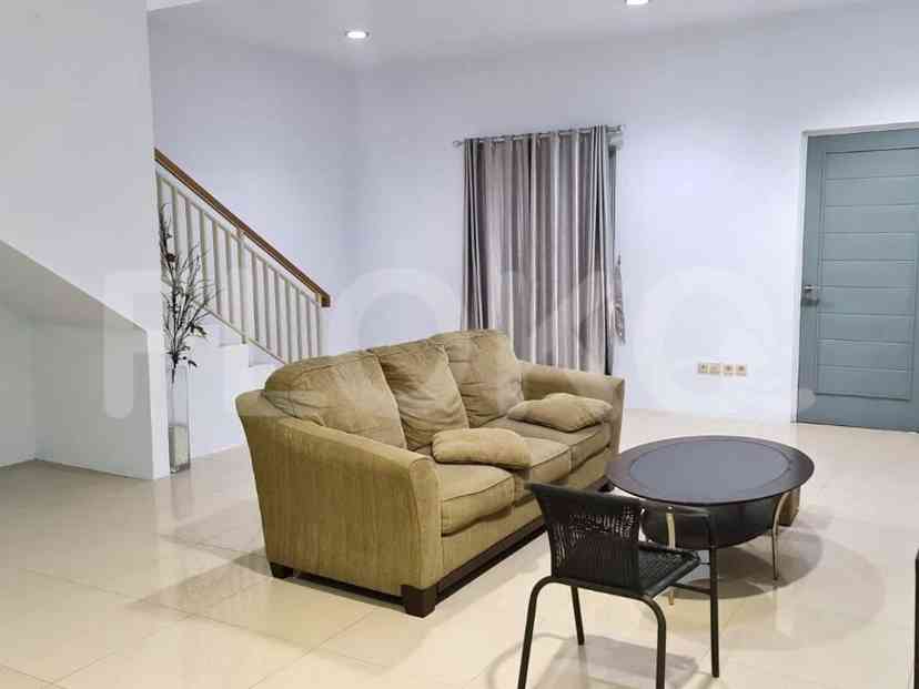 Dijual Rumah 2 BR, Luas 105 m2 di Kelapa Gading, Kelapa Gading 1