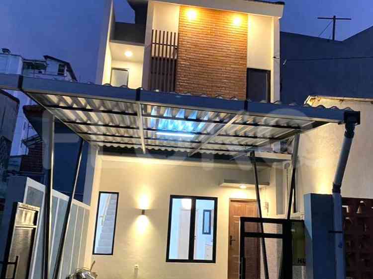 78 sqm, 3 BR house for sale in Percetakan negara, Salemba 1