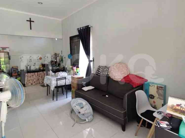 Dijual Rumah 2 BR, Luas 72 m2 di Mutiara Gading City, Bekasi Utara 2