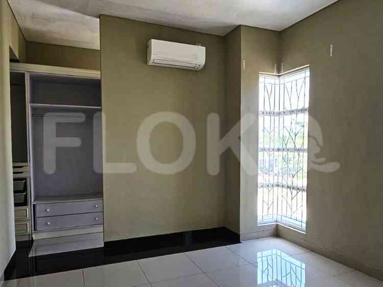 140 sqm, 3 BR house for sale in Harapan Indah, Bekasi 3