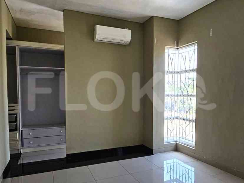 140 sqm, 3 BR house for sale in Harapan Indah, Bekasi 3