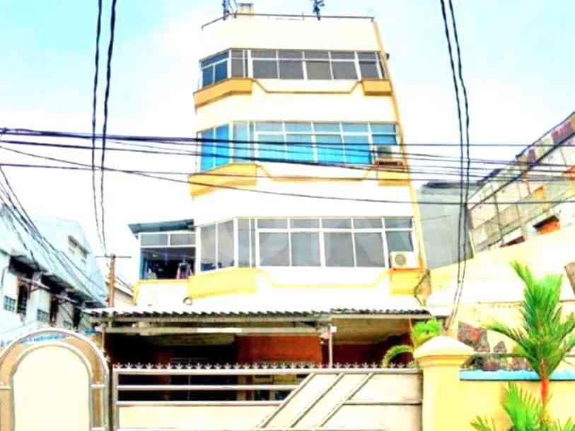 Dijual Rumah 13 BR, Luas 873 m2 di Mangga besar, Mangga Besar 1