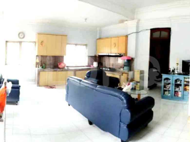 Dijual Rumah 13 BR, Luas 873 m2 di Mangga besar, Mangga Besar 3