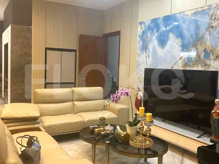 Dijual Rumah 4 BR, Luas 500 m2 di Alam Sutera, Alam Sutera 3