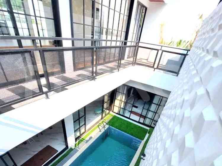 Dijual Rumah 3 BR, Luas 234 m2 di Bintaro, Bintaro 4