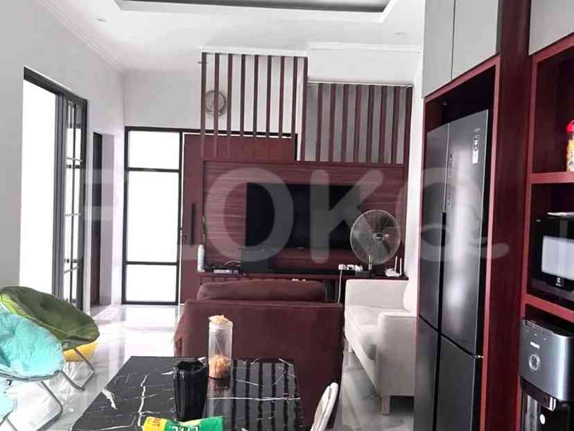 Dijual Rumah 3 BR, Luas 234 m2 di Bintaro, Bintaro 2