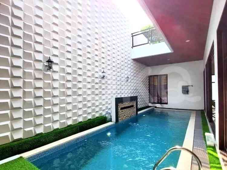 Dijual Rumah 3 BR, Luas 234 m2 di Bintaro, Bintaro 5