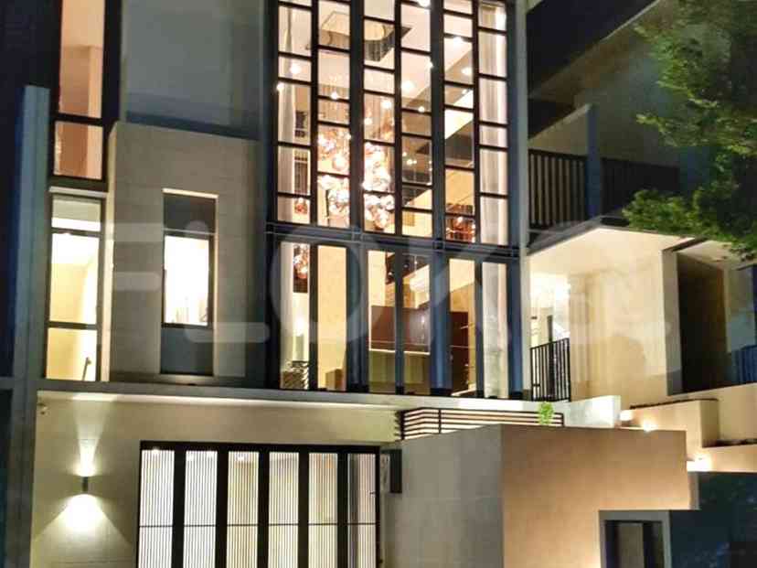 Dijual Rumah 3 BR, Luas 285 m2 di Navapark, BSD 1