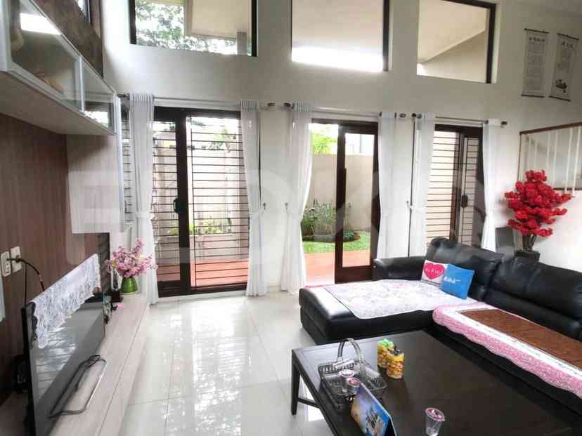 Dijual Rumah 4 BR, Luas 300 m2 di Greencove, BSD 3