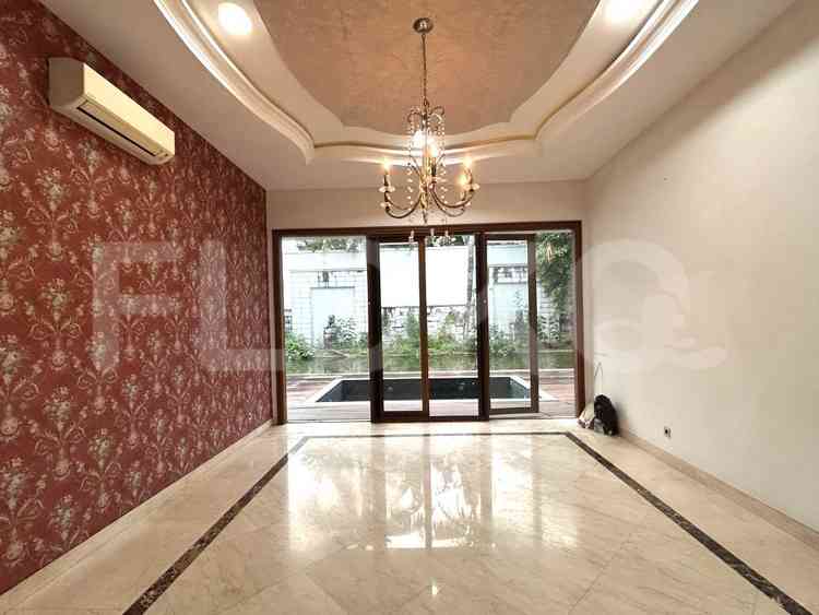 800 sqm, 6 BR house for sale in Intercon, Kebon Jeruk 4