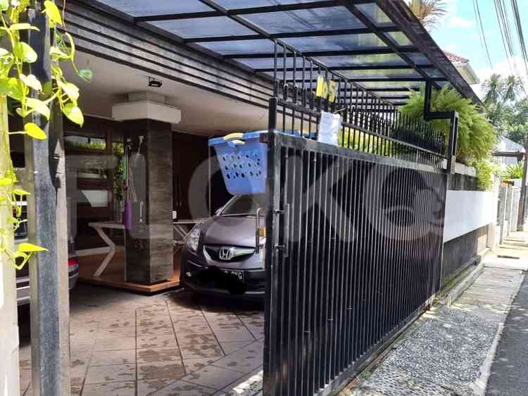 Dijual Rumah 4 BR, Luas 200 m2 di Ciragil, SCBD 2