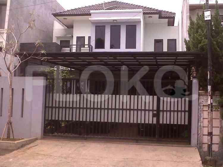 Dijual Rumah 5 BR, Luas 200 m2 di Meruya utara, Meruya 1