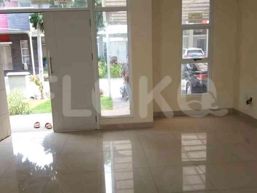 300 sqm, 4 BR house for sale in Green lake city, Puri Indah 2