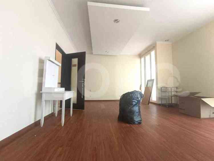 360 sqm, 4 BR house for rent in Jl. Tulodong Bawah 2, Senayan 1