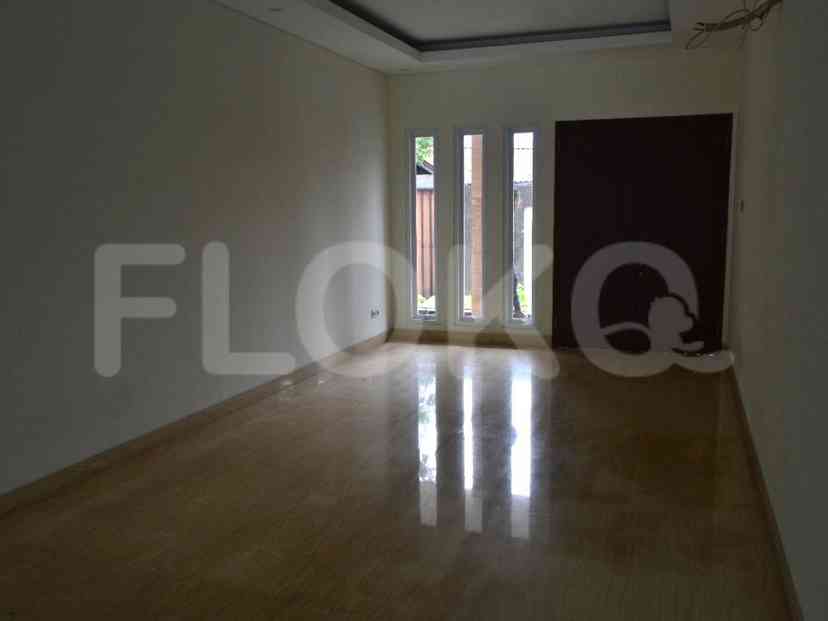 Dijual Rumah 3 BR, Luas 640 m2 di Kemang, Menteng 3