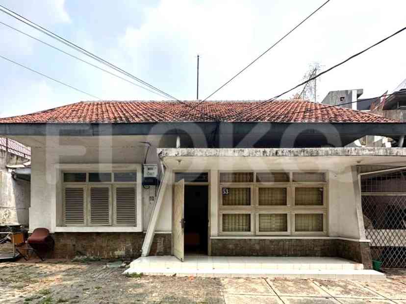 Dijual Rumah 4 BR, Luas 270 m2 di Cipaku, Senopati 2