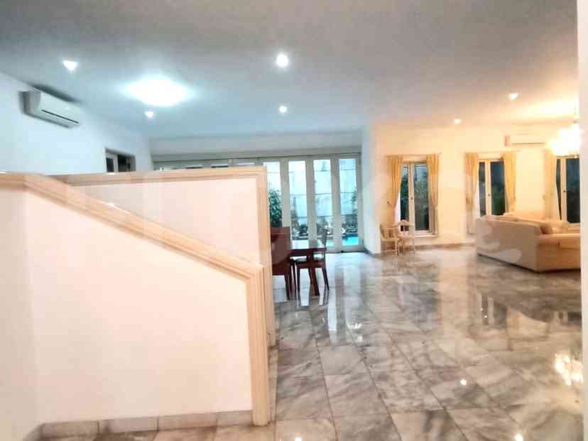 Disewakan Rumah 4 BR, Luas 600 m2 di Pondok Indah, Pondok Indah 3