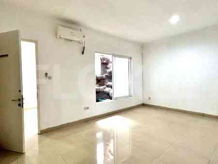 Disewakan Rumah 6 BR, Luas 250 m2 di Jl. Tebet Timur Dalam VII, Tebet 6