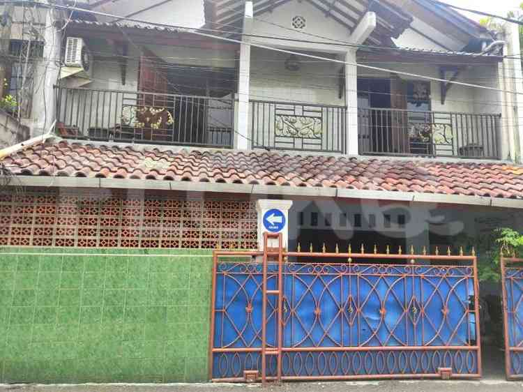 300 sqm, 5 BR house for rent in Jl. Tebet amasa Ideng, Tebet 1