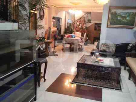 300 sqm, 5 BR house for rent in Jl. Tebet amasa Ideng, Tebet 8