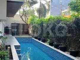 600 sqm, 4 BR house for rent in Jl. Salak, Menteng 1