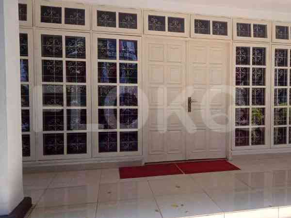 320 sqm, 6 BR house for rent in Jl. M. Yamin, Menteng 4