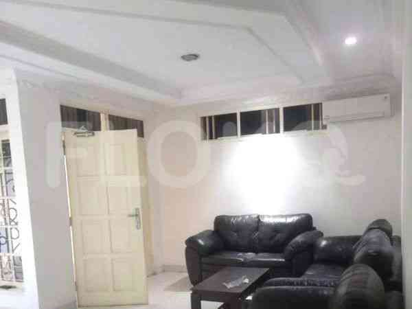 250 sqm, 5 BR house for rent in Jl. Kediri, Menteng 4