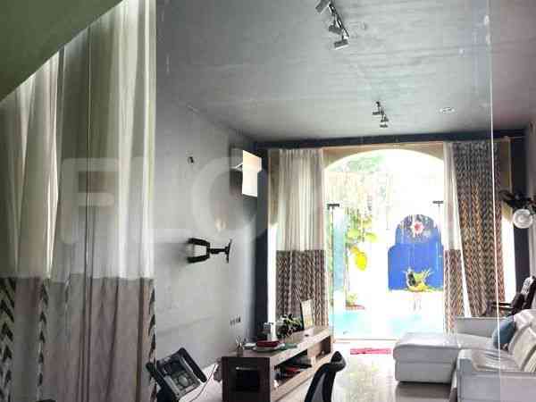 400 sqm, 4 BR house for rent in Jl. Ki Mangunkarsoro, Menteng 5