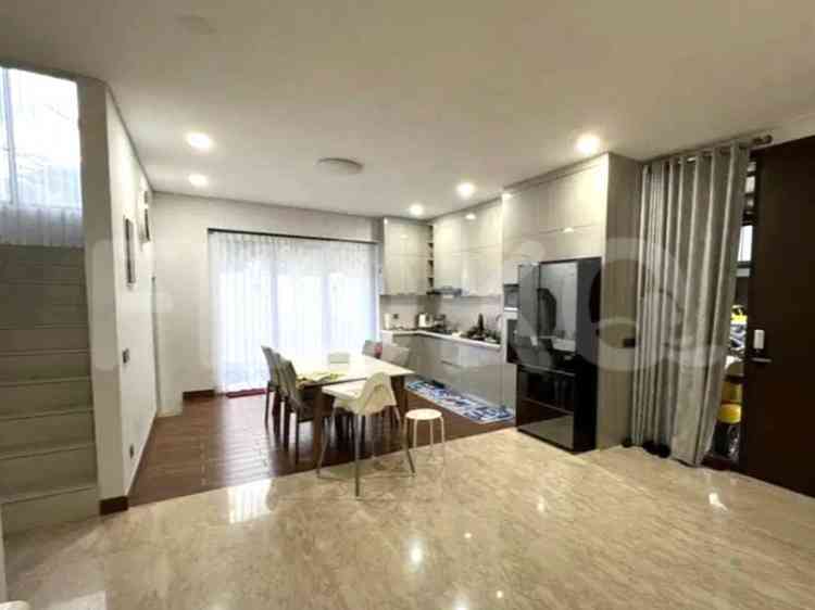 198 sqm, 5 BR house for sale in The Zora, BSD 2