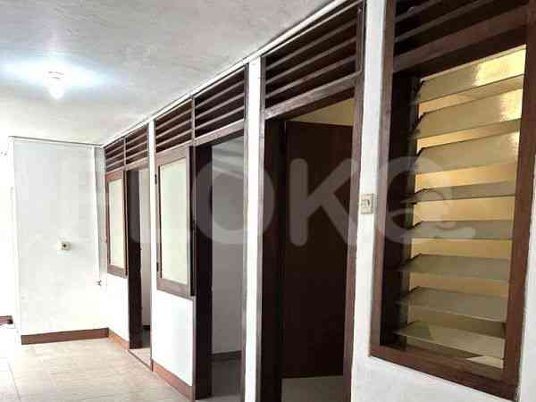 Disewakan Rumah 6 BR, Luas 500 m2 di Jl. Ki Mangunsarkoro, Menteng 9