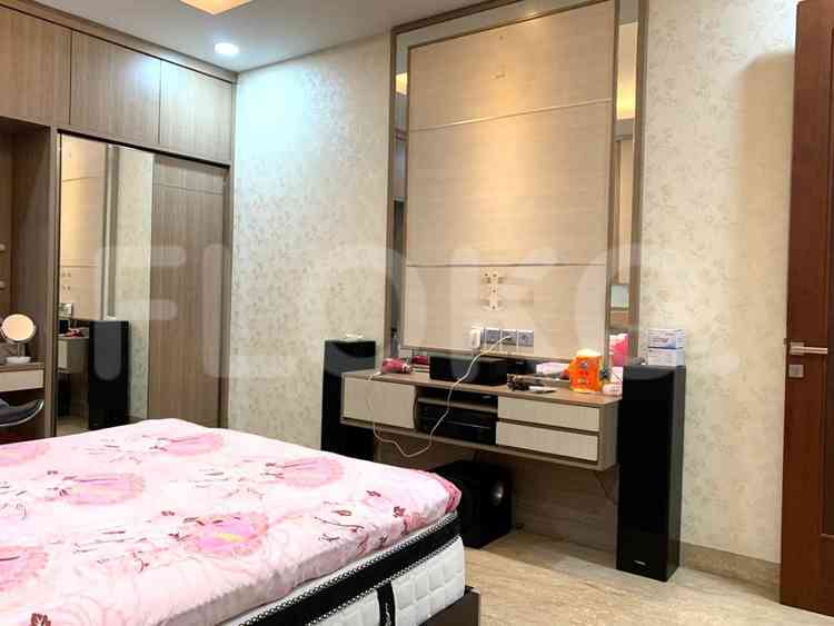 Dijual Rumah 4 BR, Luas 250 m2 di Cluster Lavaletta, Cikokol 5