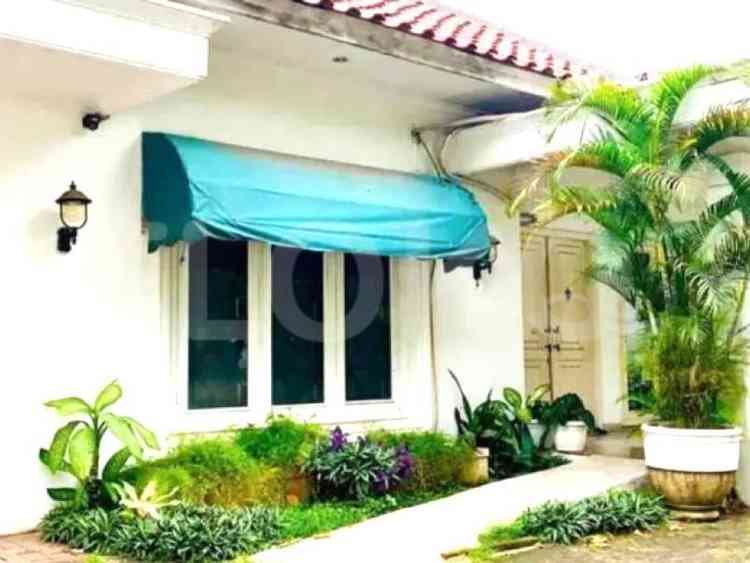 680 sqm, 8 BR house for sale in Jl. Latuharhari, Menteng 3