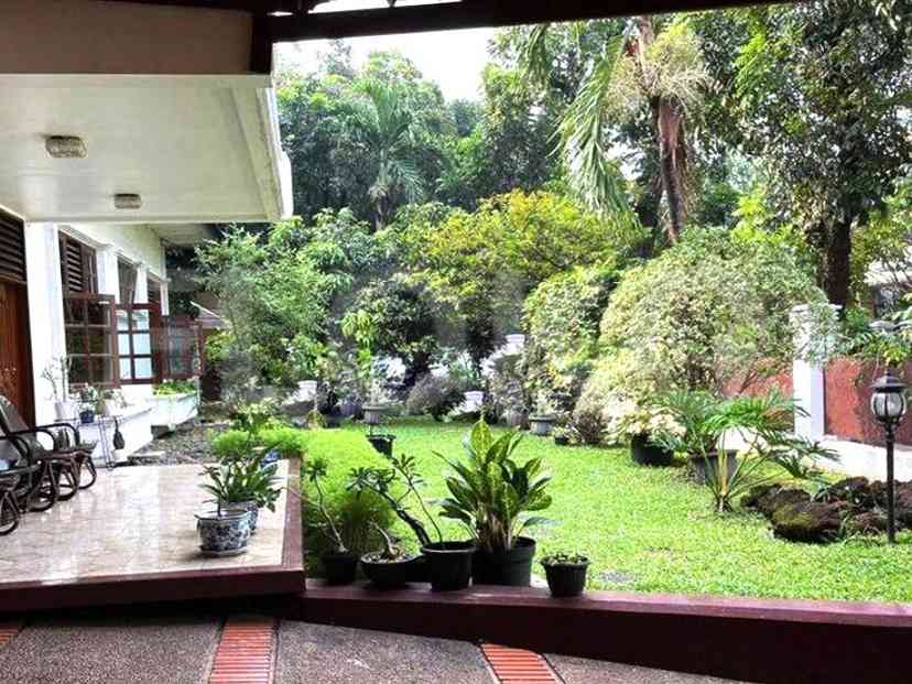 400 sqm, 5 BR house for sale in Jalan Banyuwangi, Menteng 1