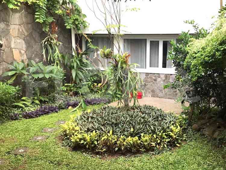 Dijual Rumah 2 BR, Luas 450 m2 di Jalan Lombok, Menteng 3