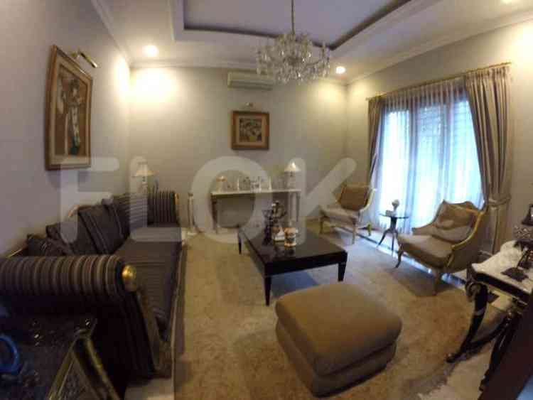 1200 sqm, 8 BR house for sale in Jl. Ki Mangunsarkoro, Menteng 4