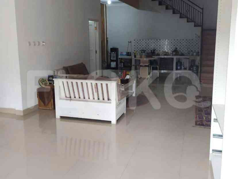 Dijual Rumah 3 BR, Luas 290 m2 di Kebon Baru, Tebet 2